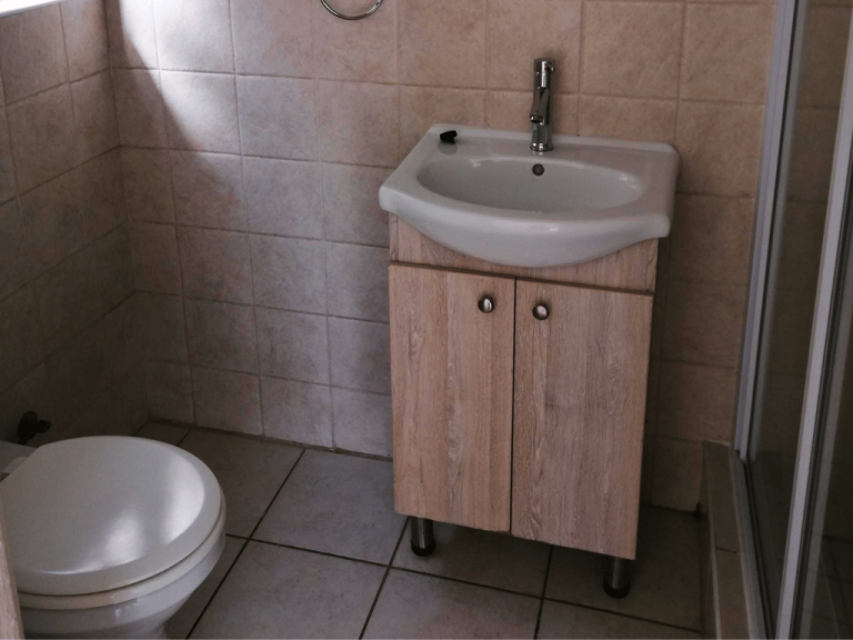 Elmers End - TF - En-suite