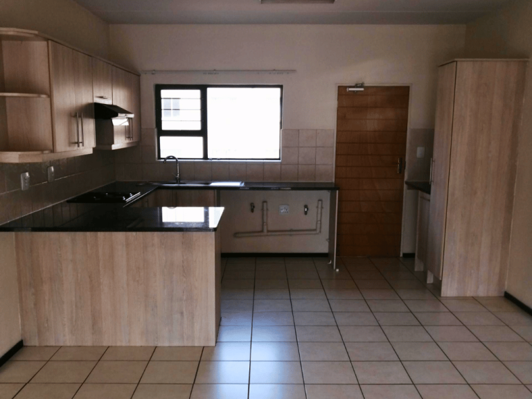 Elmers End - TF - Kitchen