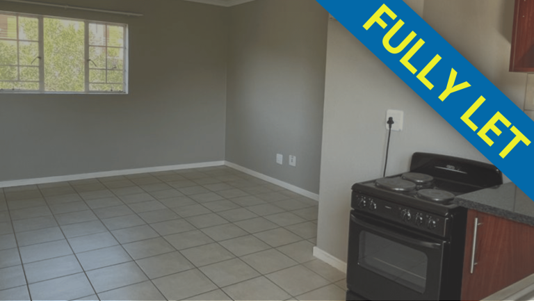Summer Rain Estate - 3 Bedroom - Living Space (2)