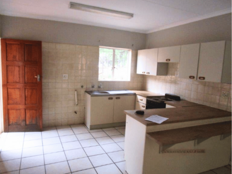 Flamingo Inn - 3 Bed (2)