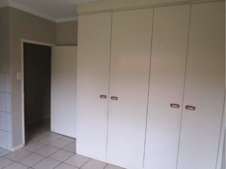 Flamingo Inn - 3 Bed (5)