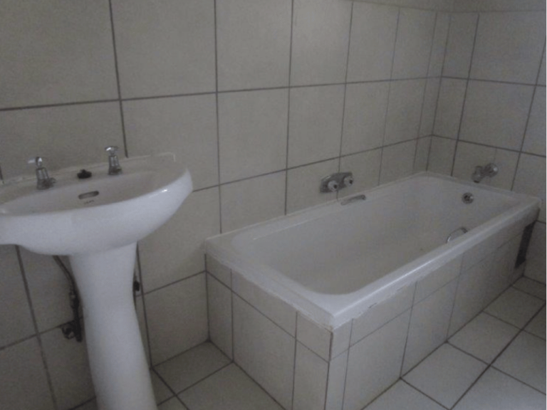 Flamingo Inn - 3 Bed (8)