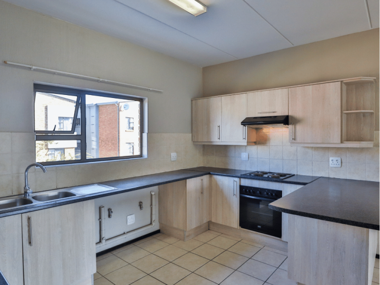 Kingswood Estate - 2F - 2 Bed (3)