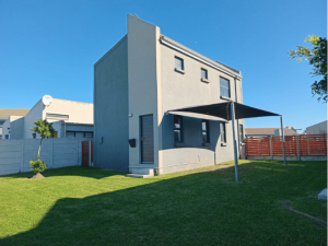 Fourleaf_Duplex_3 Bed 2 Bath
